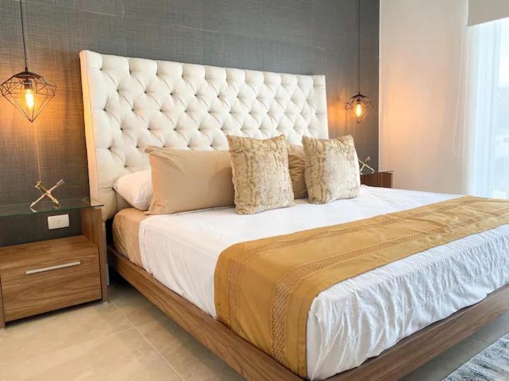 Elegante Y Preciosa Casa Con Excelente Ubicacion Villa Cancún Exteriör bild