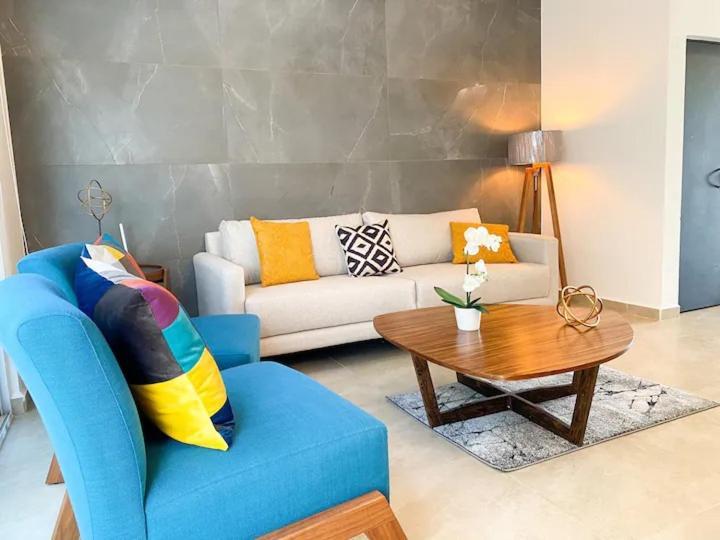 Elegante Y Preciosa Casa Con Excelente Ubicacion Villa Cancún Exteriör bild